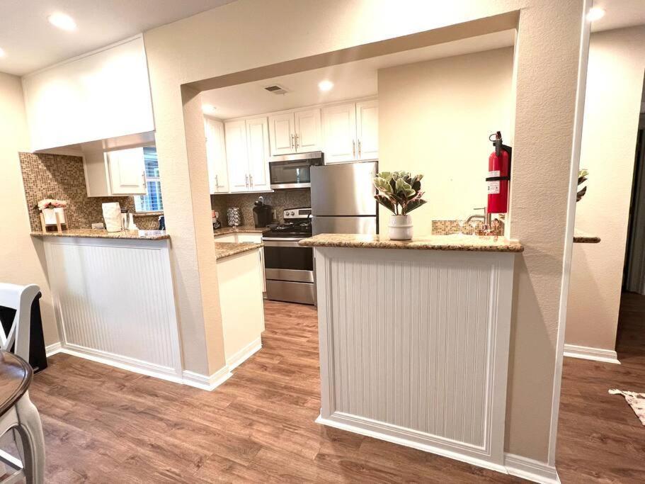 Lovely 2 Bedroom/2 Bath Houston, Heights/Galleria Luaran gambar